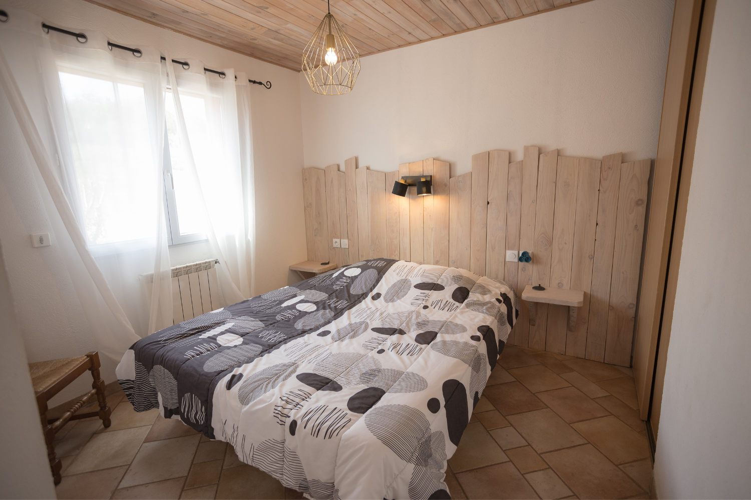 Chambre 1 du gîte Salagou