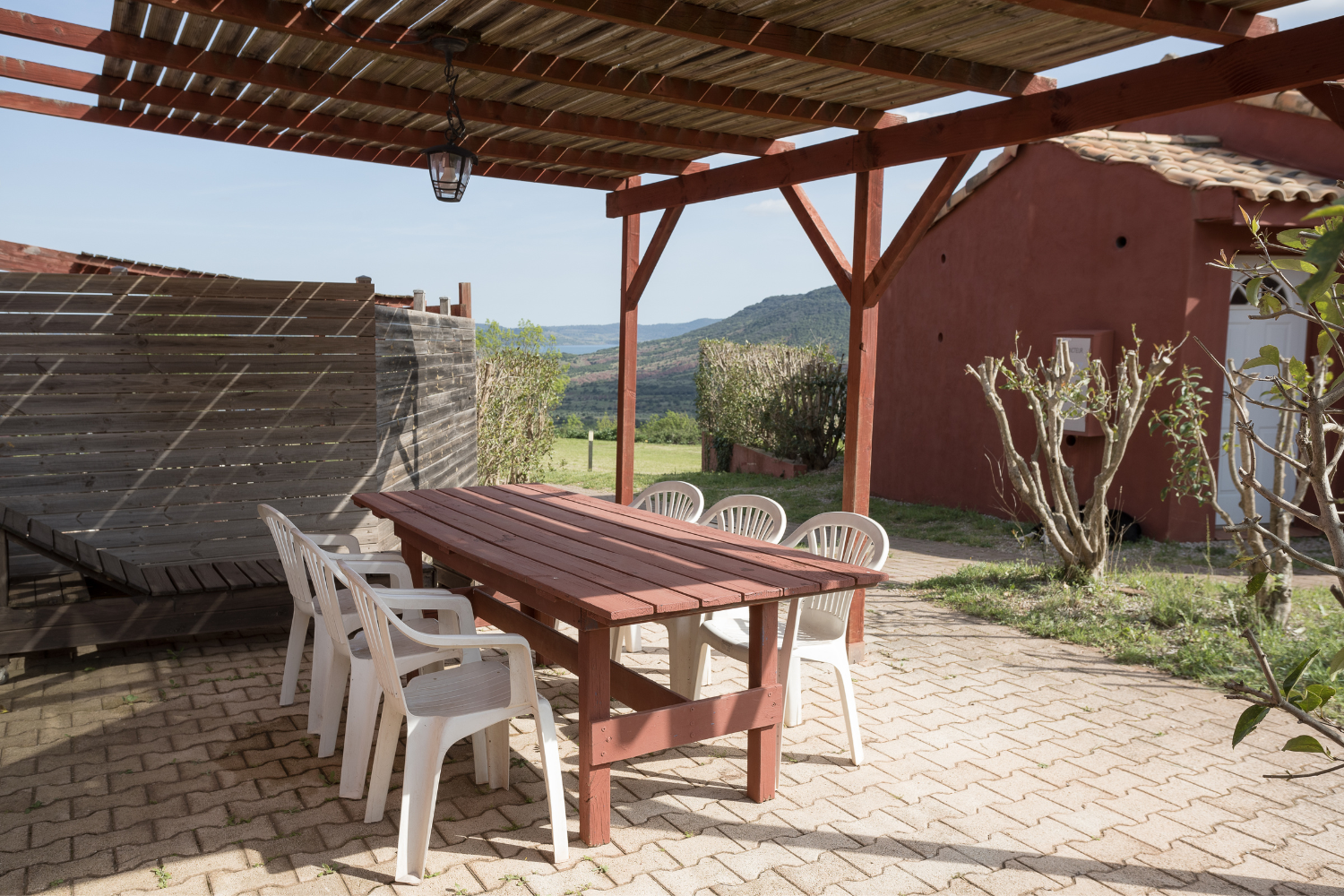 Terrasse du gîte Garrigue